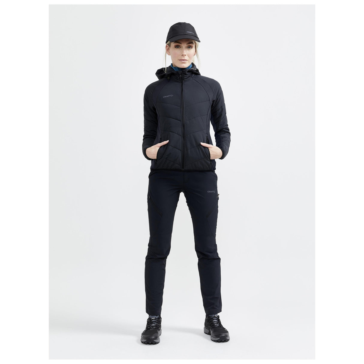 Adv Explore Hybrid Jacket W - Black - Closeup 5