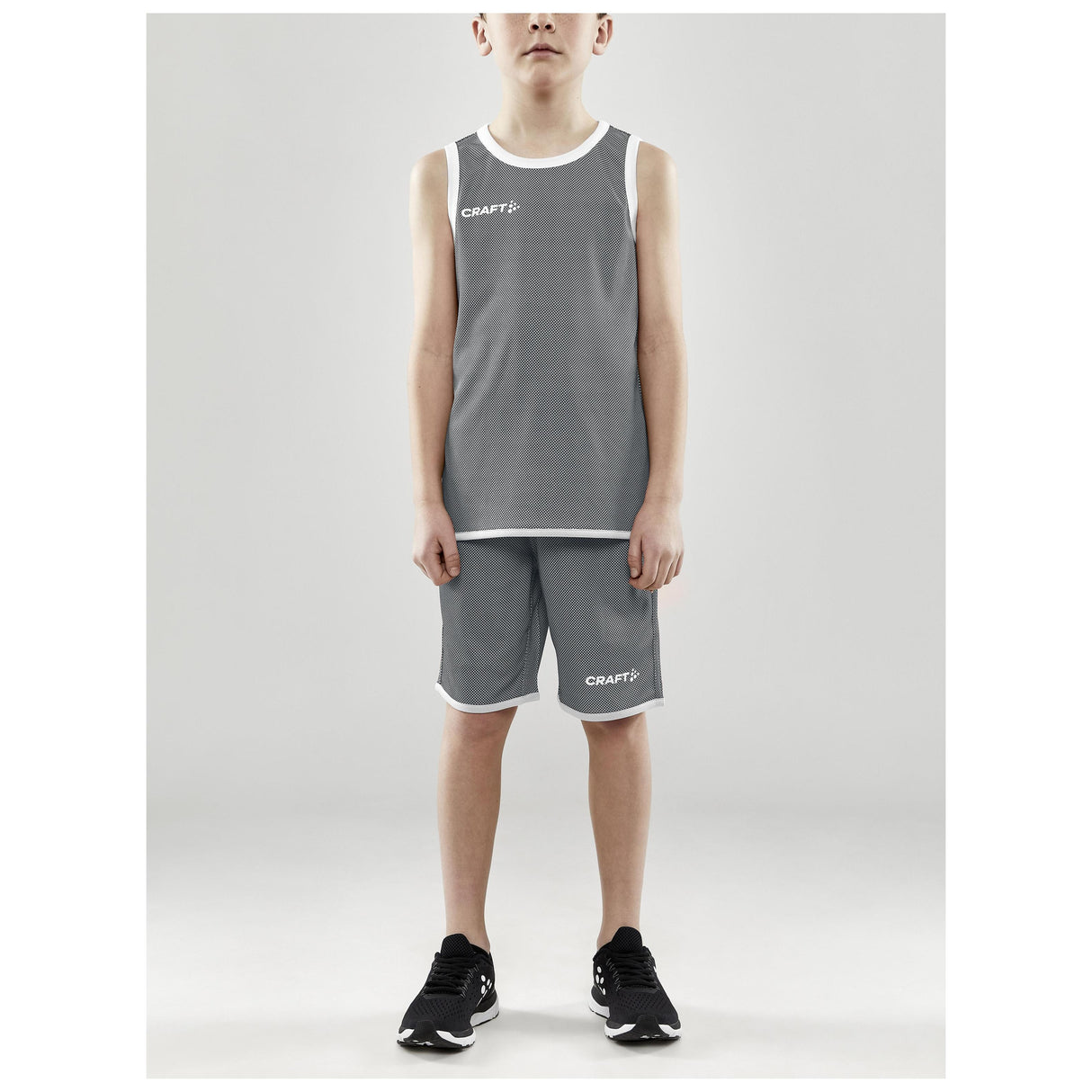 Progress Reversible Singlet Jr - Black/White - Closeup 7