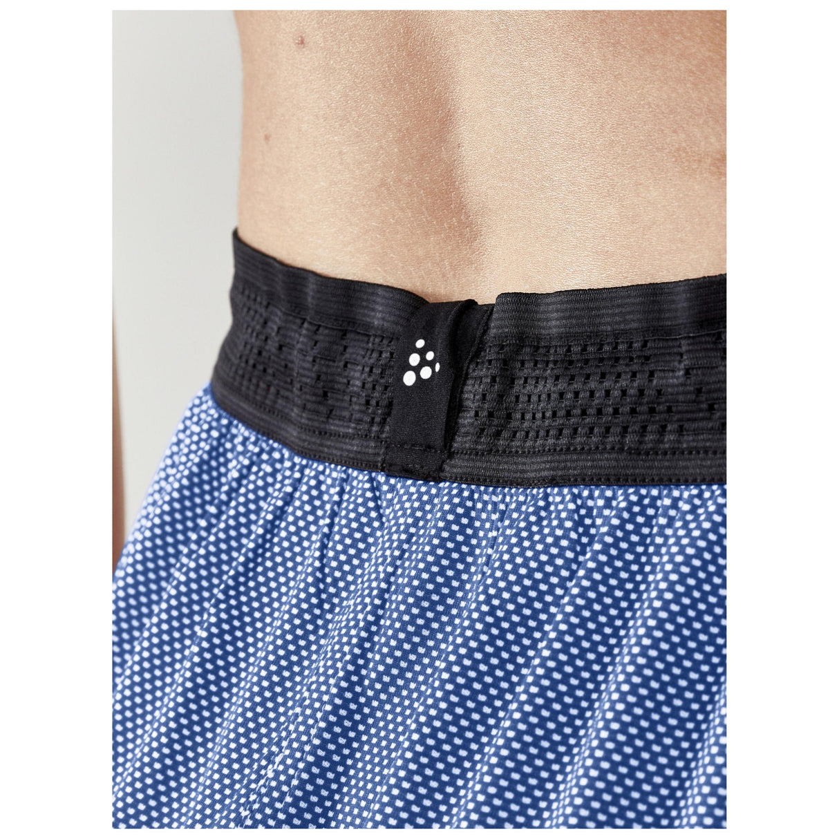 Progress Reversible Shorts W - Club Cobolt/White - Closeup 4