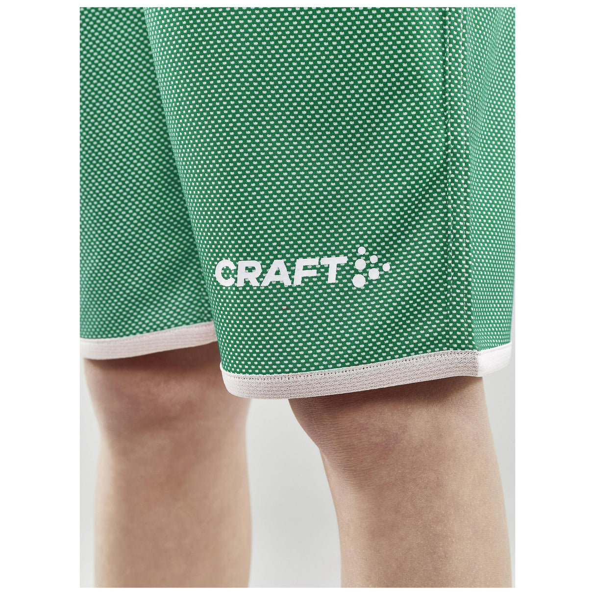Progress Reversible Shorts Jr - Green/White - Closeup 4