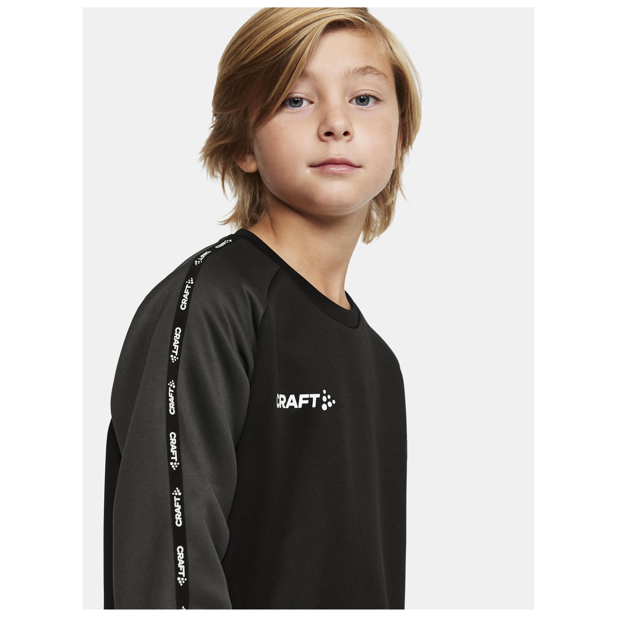 Squad 2.0 Crewneck Jr - Black - Closeup 5