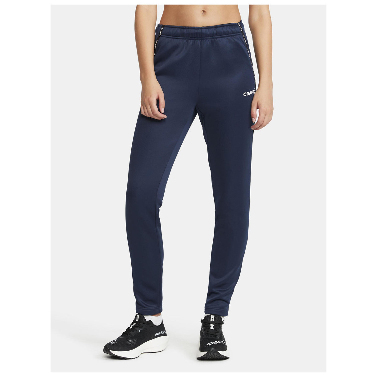 Squad 2.0 Pant W - Navy - Closeup 1