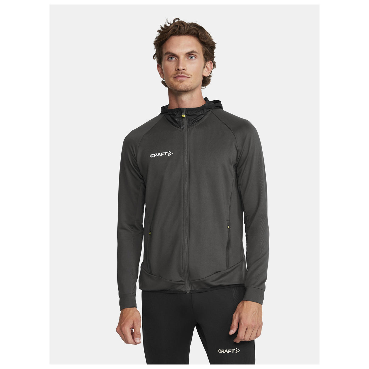 Extend Full Zip M - Dark Grey - Closeup 1