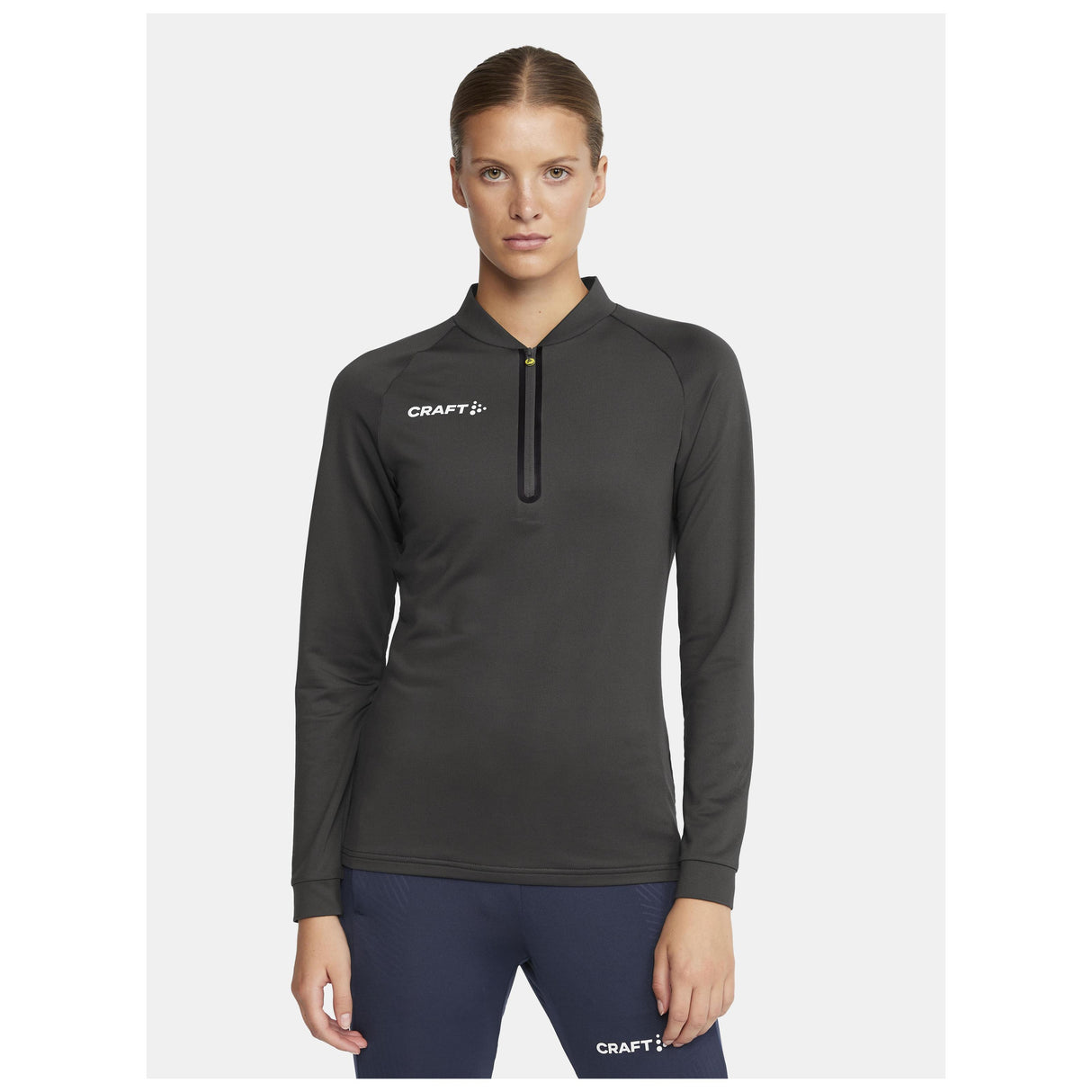 Extend Half Zip W - Dark Grey - Closeup 1