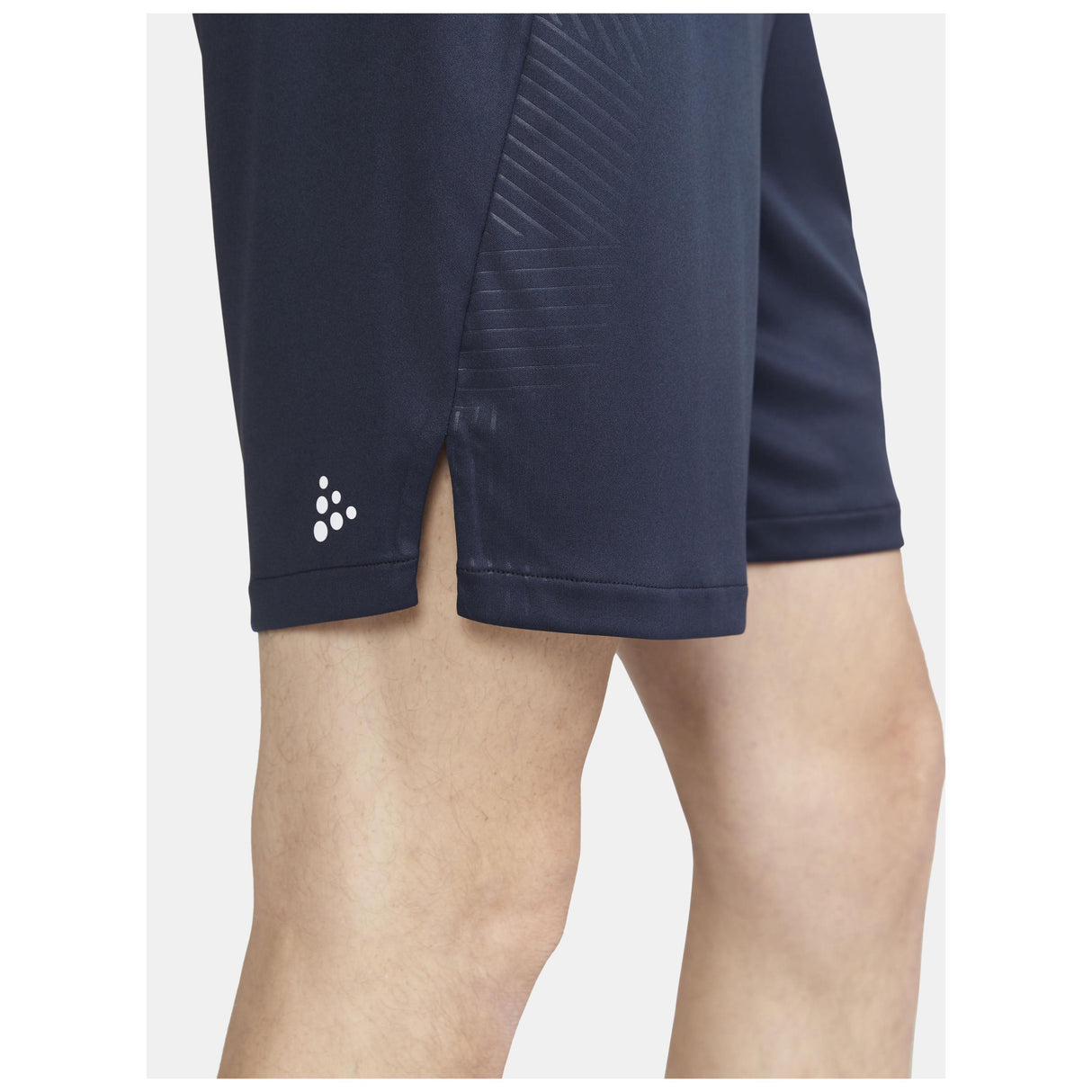 Extend Shorts M - Navy - Closeup 4