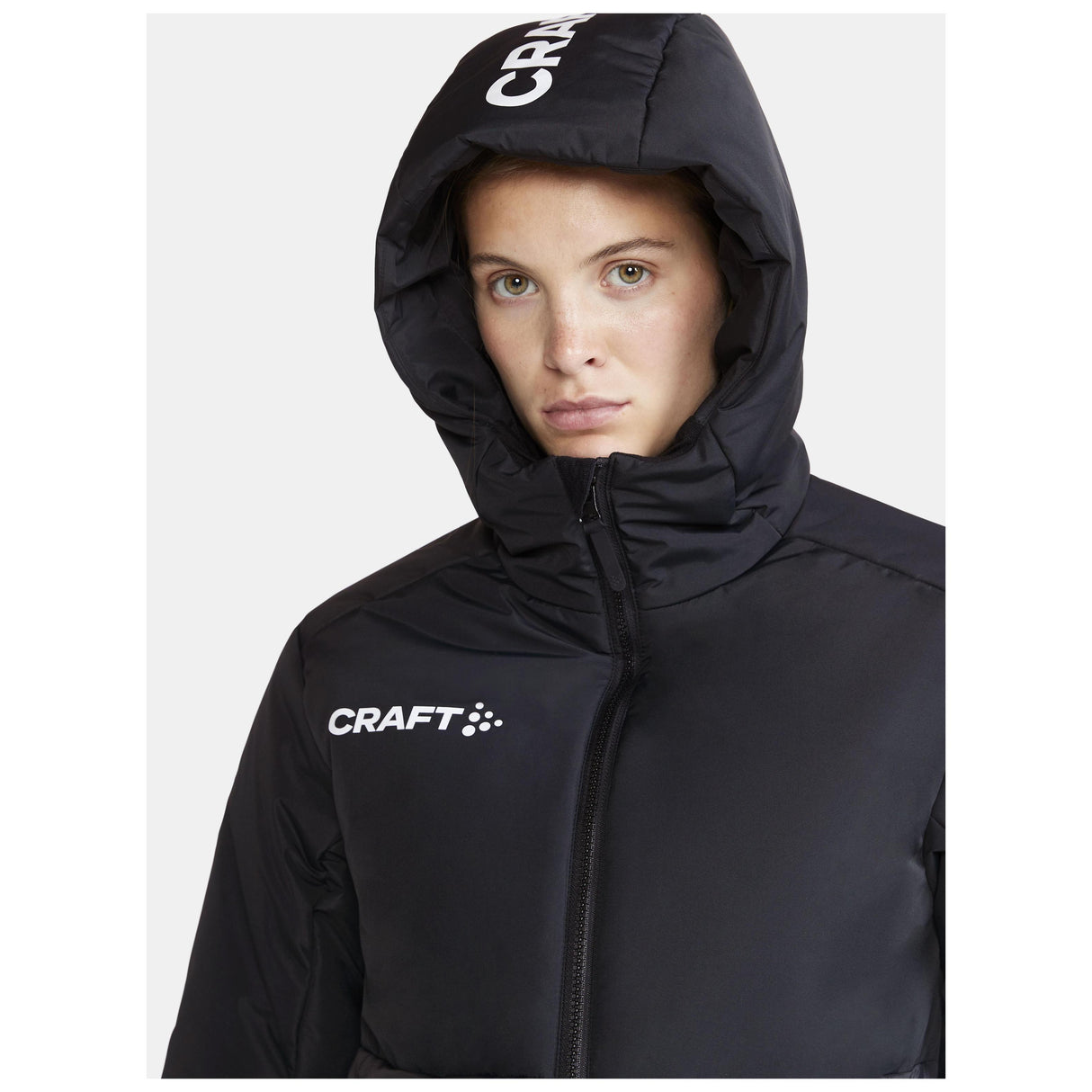 Core Evolve Isolate Parkas W - Black - Closeup 7