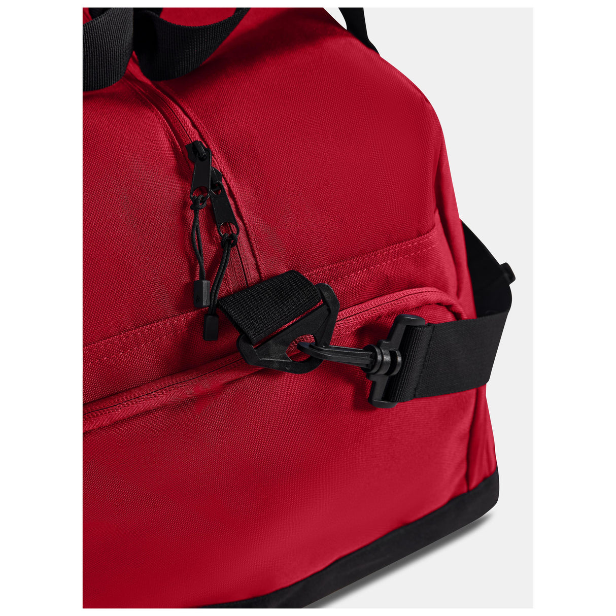 Squad 2.0 Duffel 36 L - Red - Closeup 3