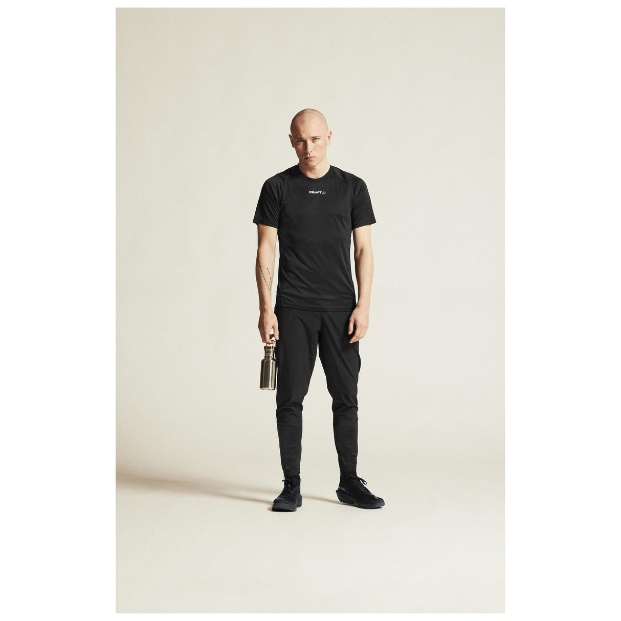 Rush 2.0 Ss Tee M - Black - Closeup 1