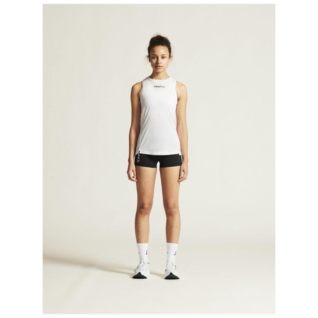 Rush 2.0 Singlet W - White - Closeup 1