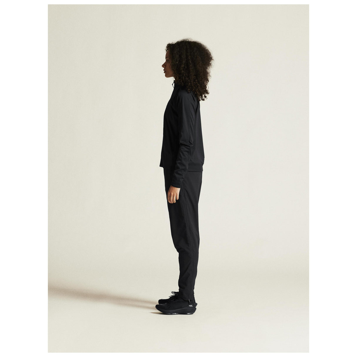 Evolve 2.0 Full Zip Jacket W - Black - Closeup 4