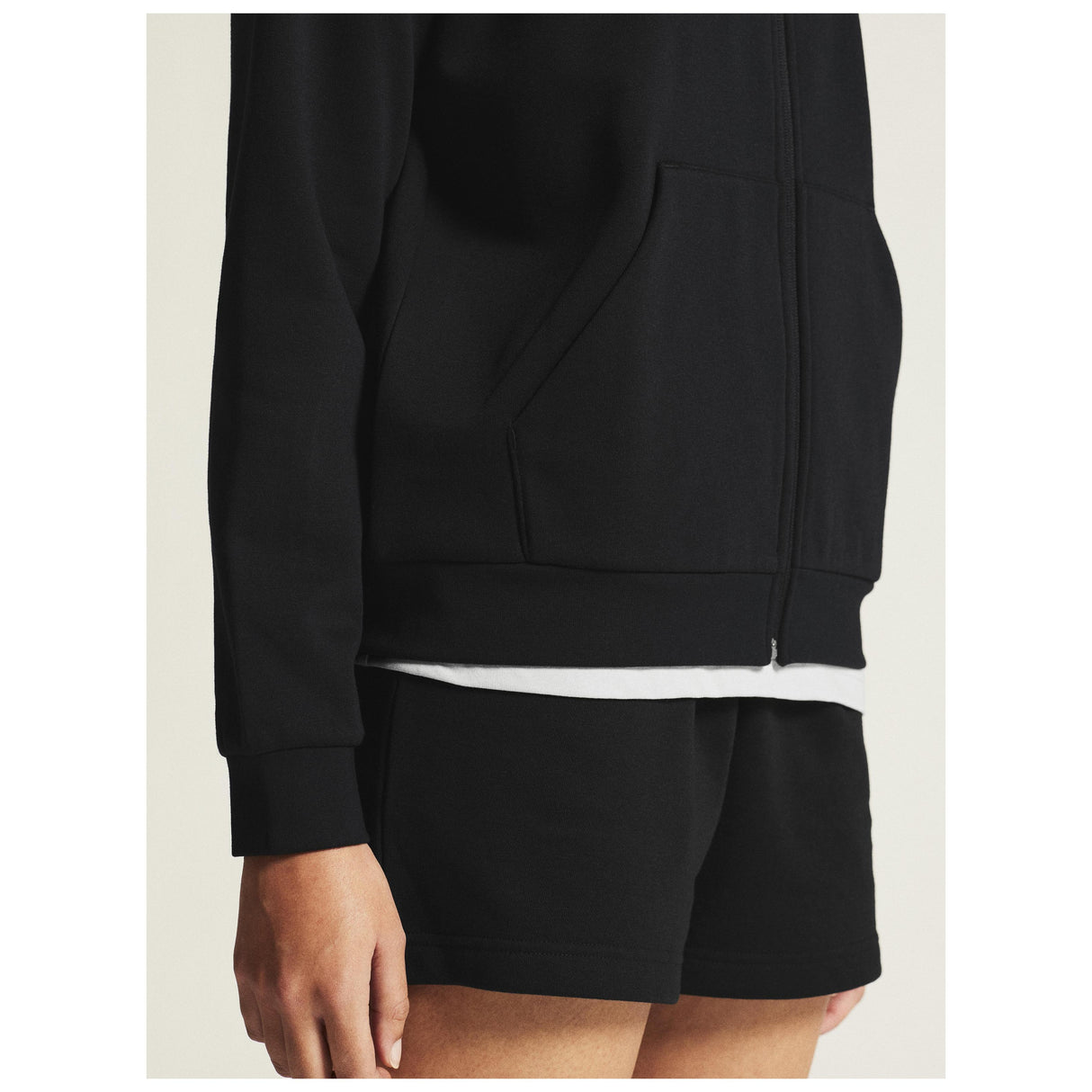 Community 2.0 Zip Jkt W - Black - Closeup 7