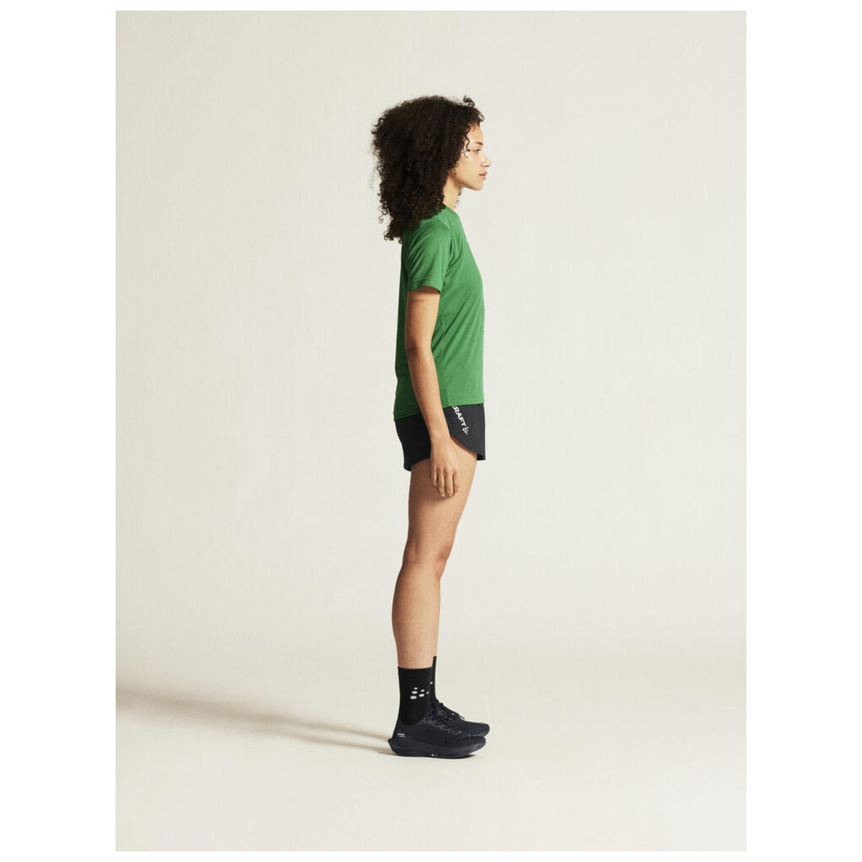 Squad Go Function Tee W - Green - Closeup 2