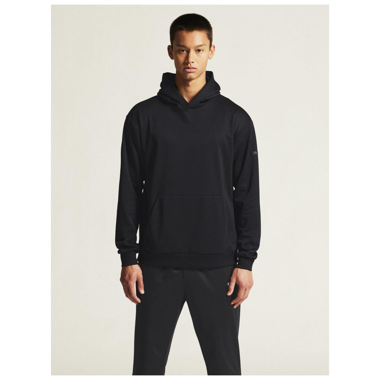 Community 2.0 Function Hoodie M - Black - Closeup 5
