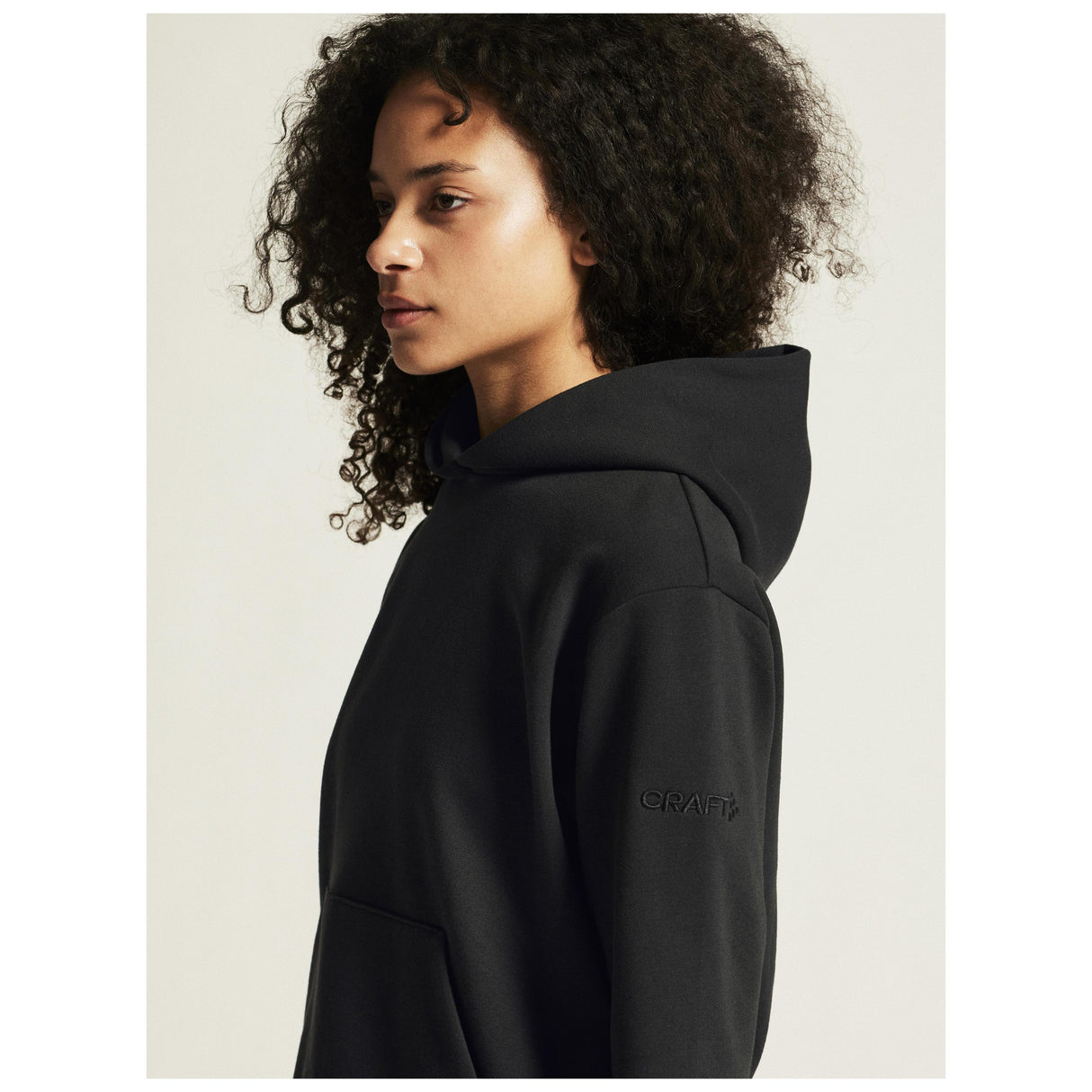 Community 2.0 Hoodie W - Black - Closeup 6