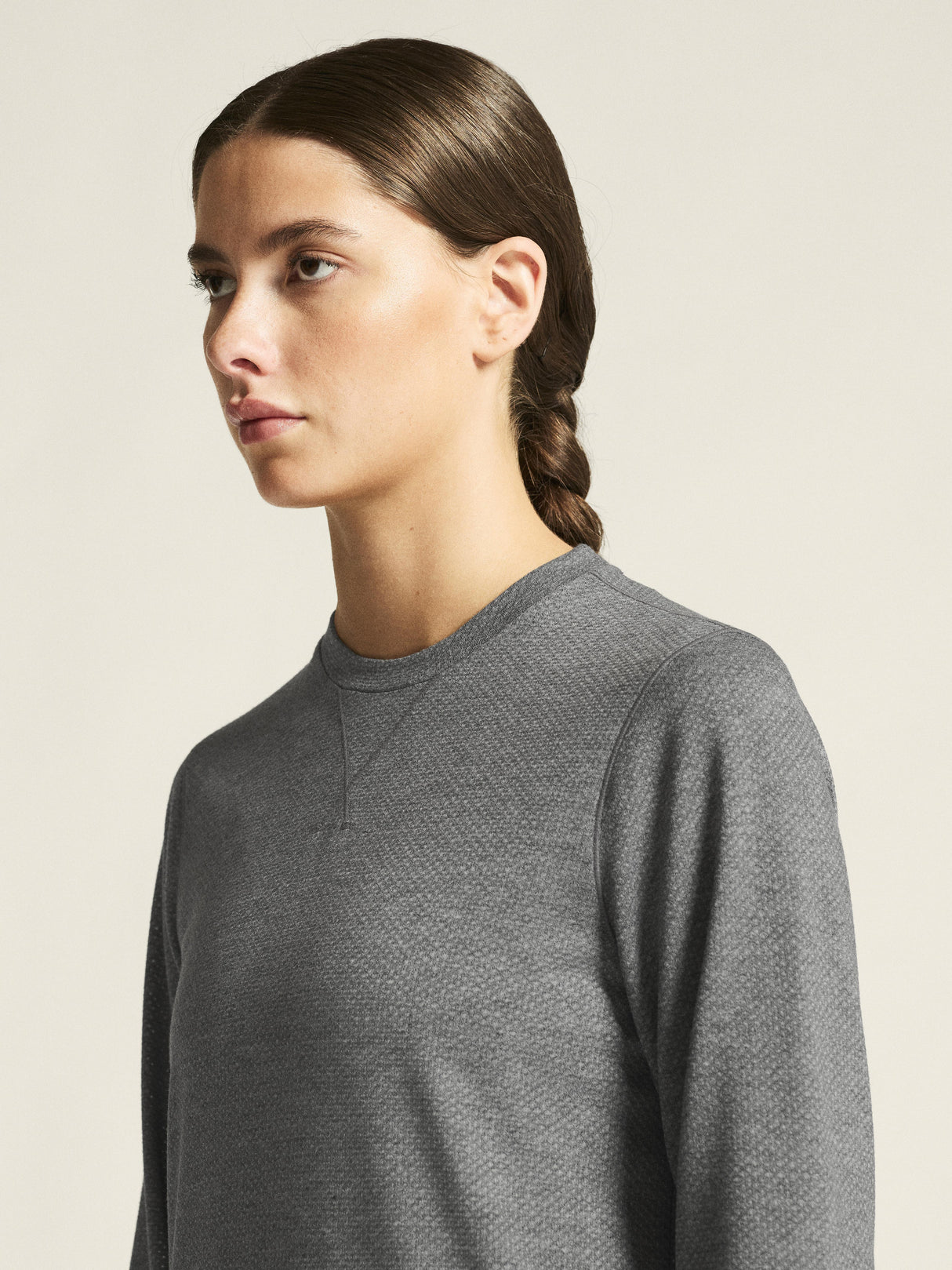 Layers Thermal Mesh Cn W - Dark Grey Melange - Closeup 5