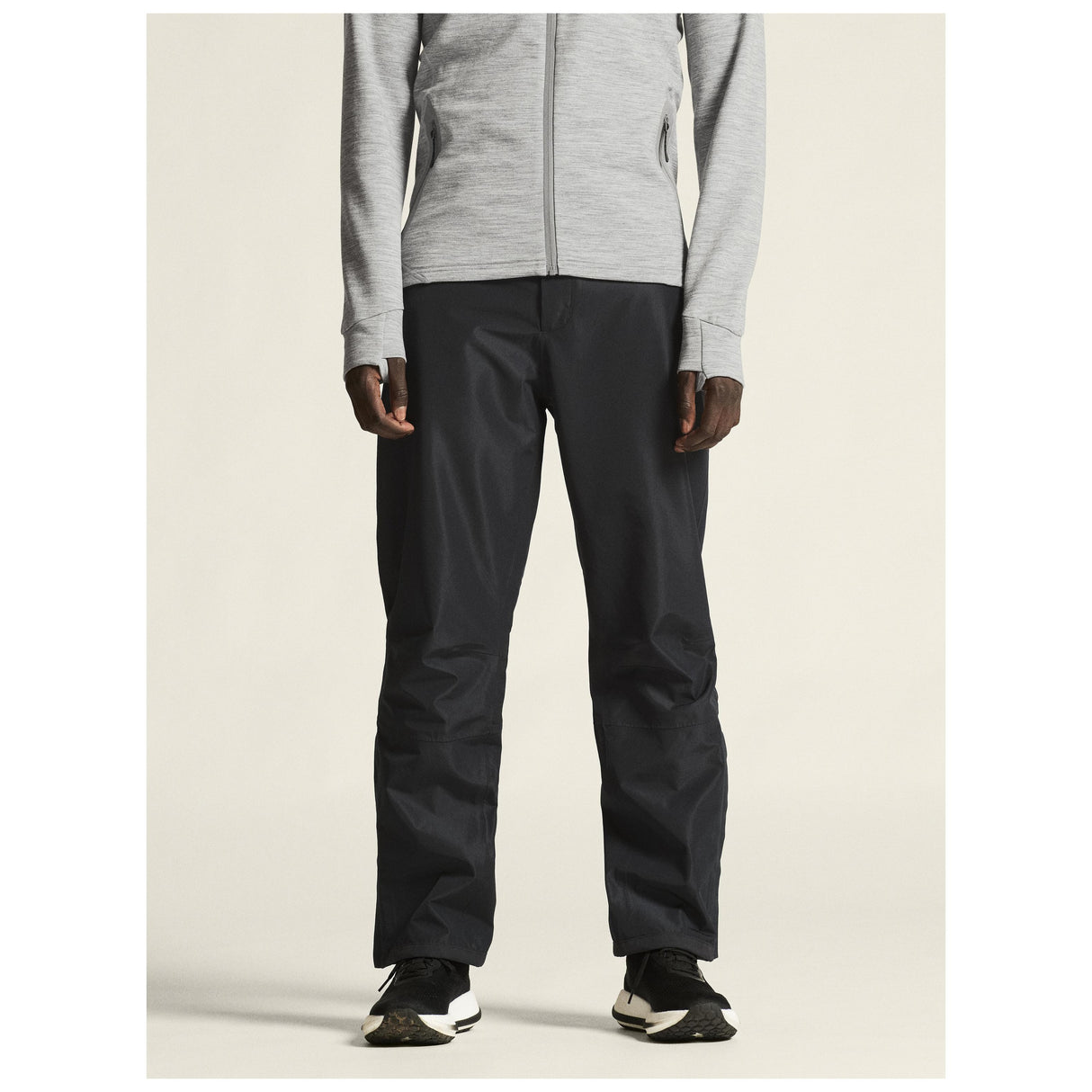 Adv Explore Shell Pants M - Black - Closeup 4