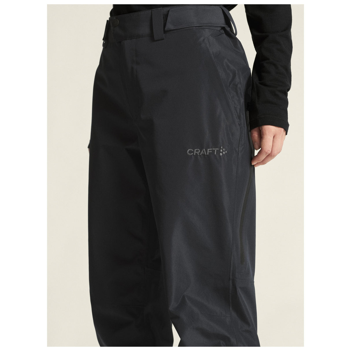 Adv Explore Shell Pants W - Black - Closeup 5