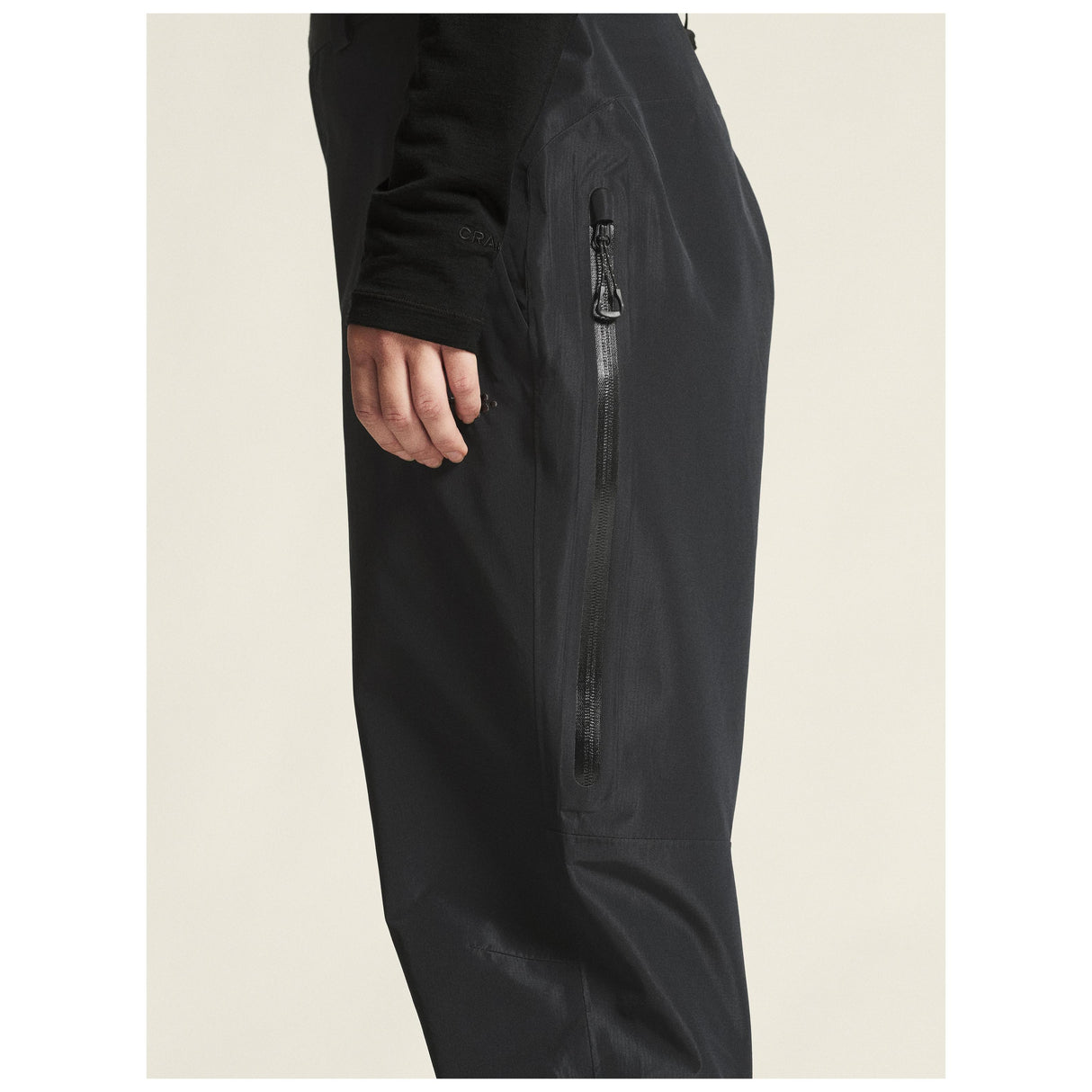 Adv Explore Shell Pants W - Black - Closeup 6