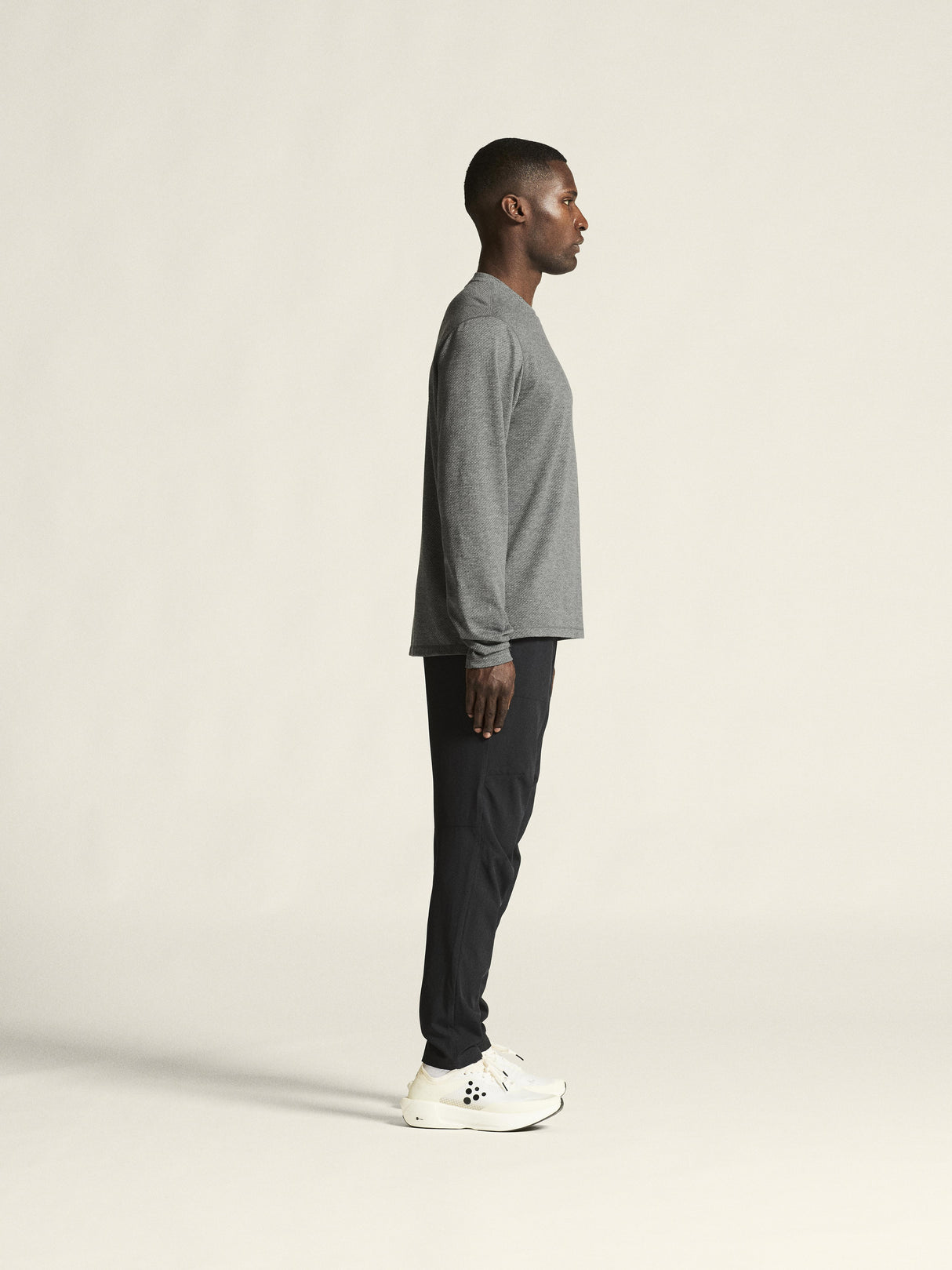 Athleisure Layers Dry Thermal Mesh M - Dark Grey Melange - Closeup 2