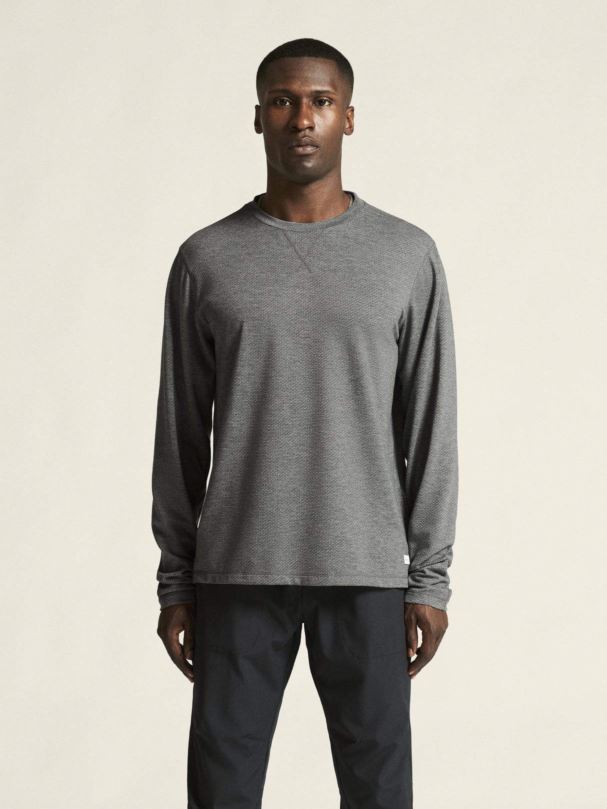 Athleisure Layers Dry Thermal Mesh M - Dark Grey Melange - Closeup 4