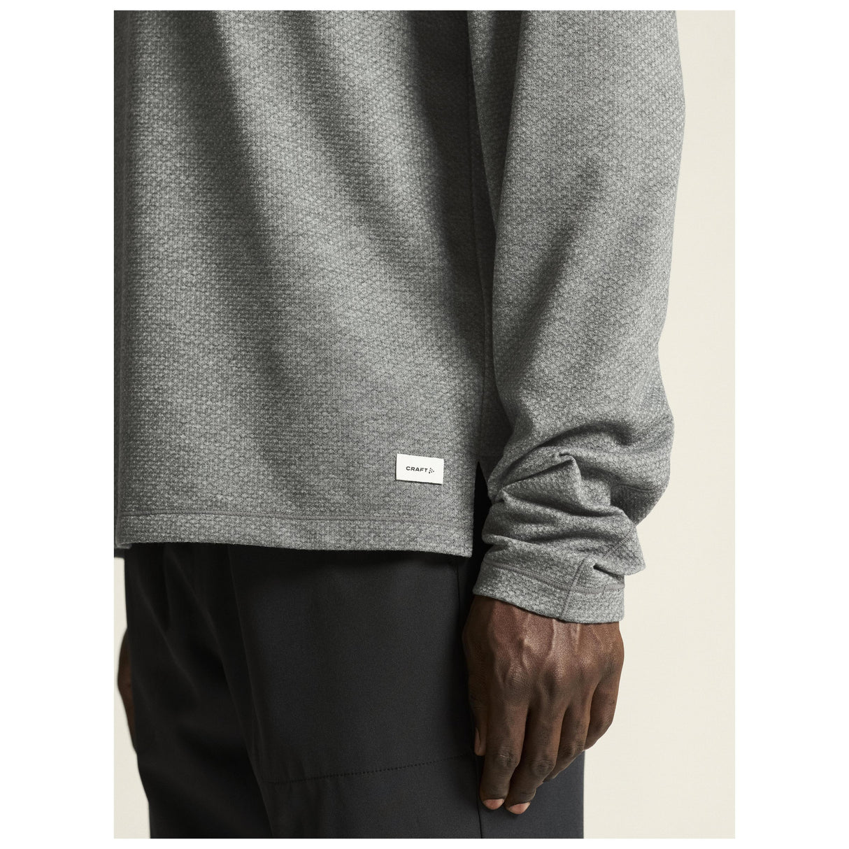 Athleisure Layers Dry Thermal Mesh M - Dark Grey Melange - Closeup 6