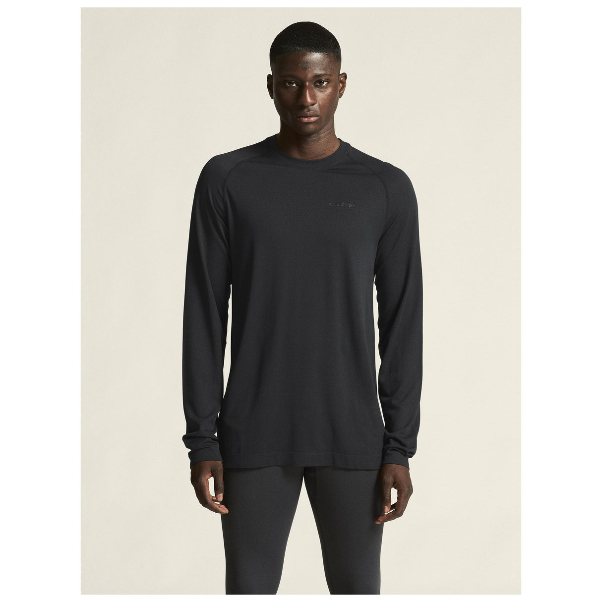 Active Comfort Ls 2 M - Black - Closeup 4