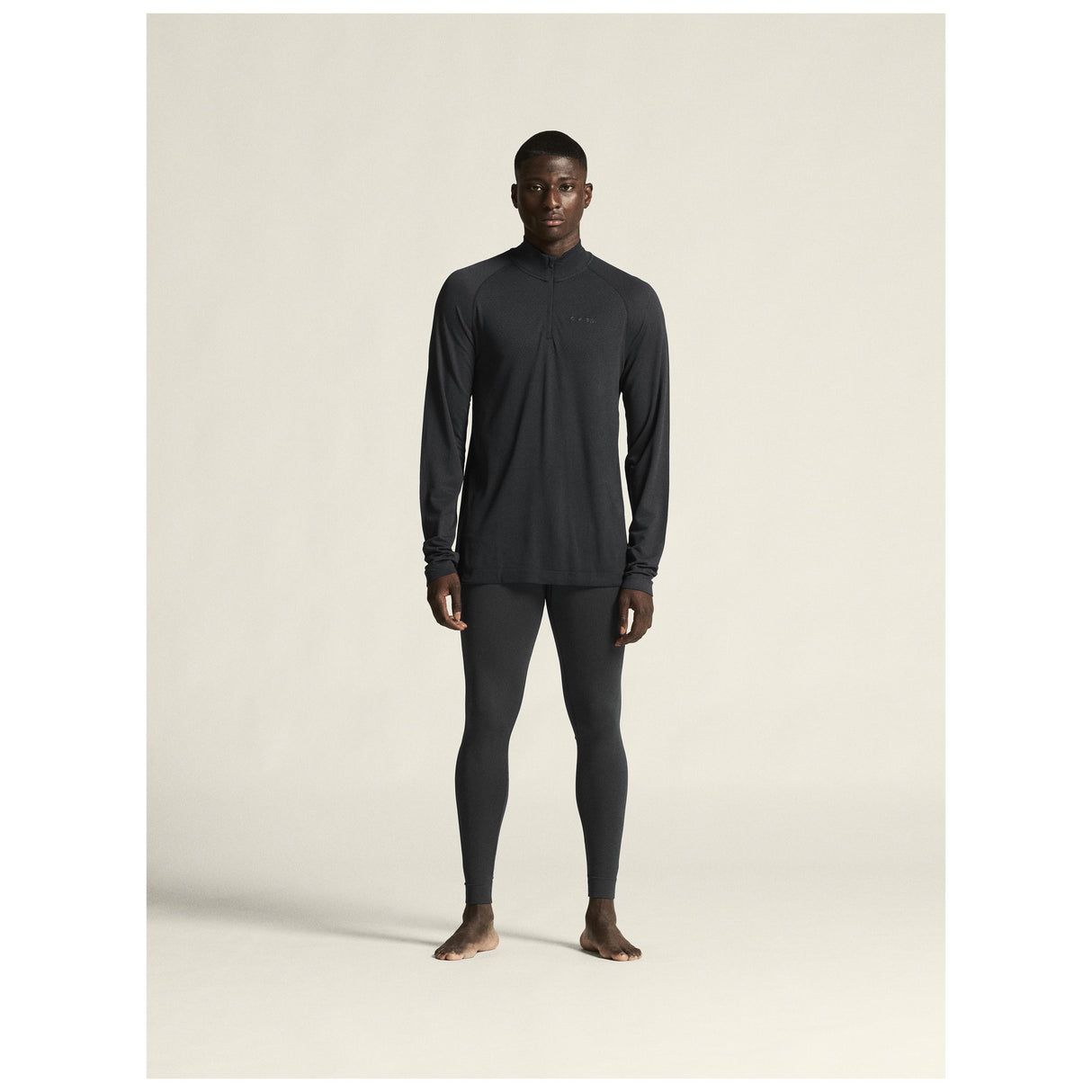 Active Comfort Ls Hz 2 M - Black - Closeup 1