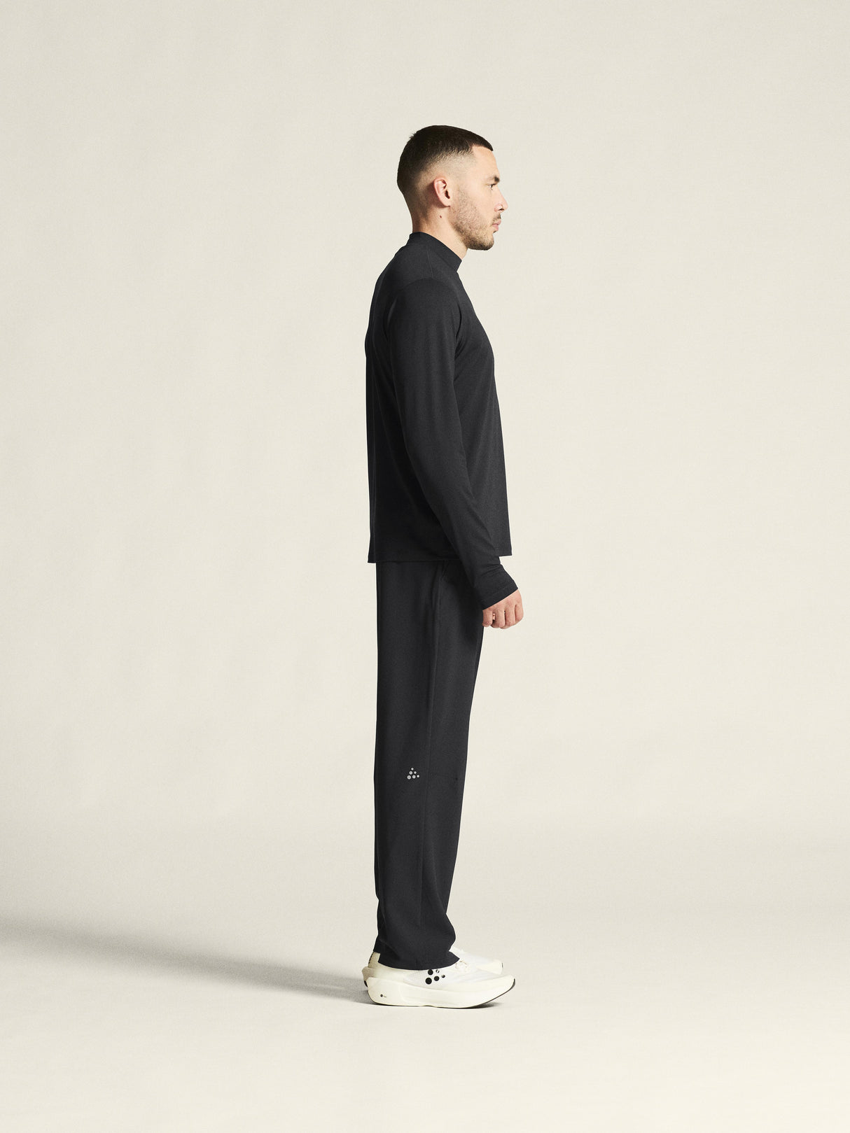 Flow Mn Ls M - Black Melange - Closeup 2