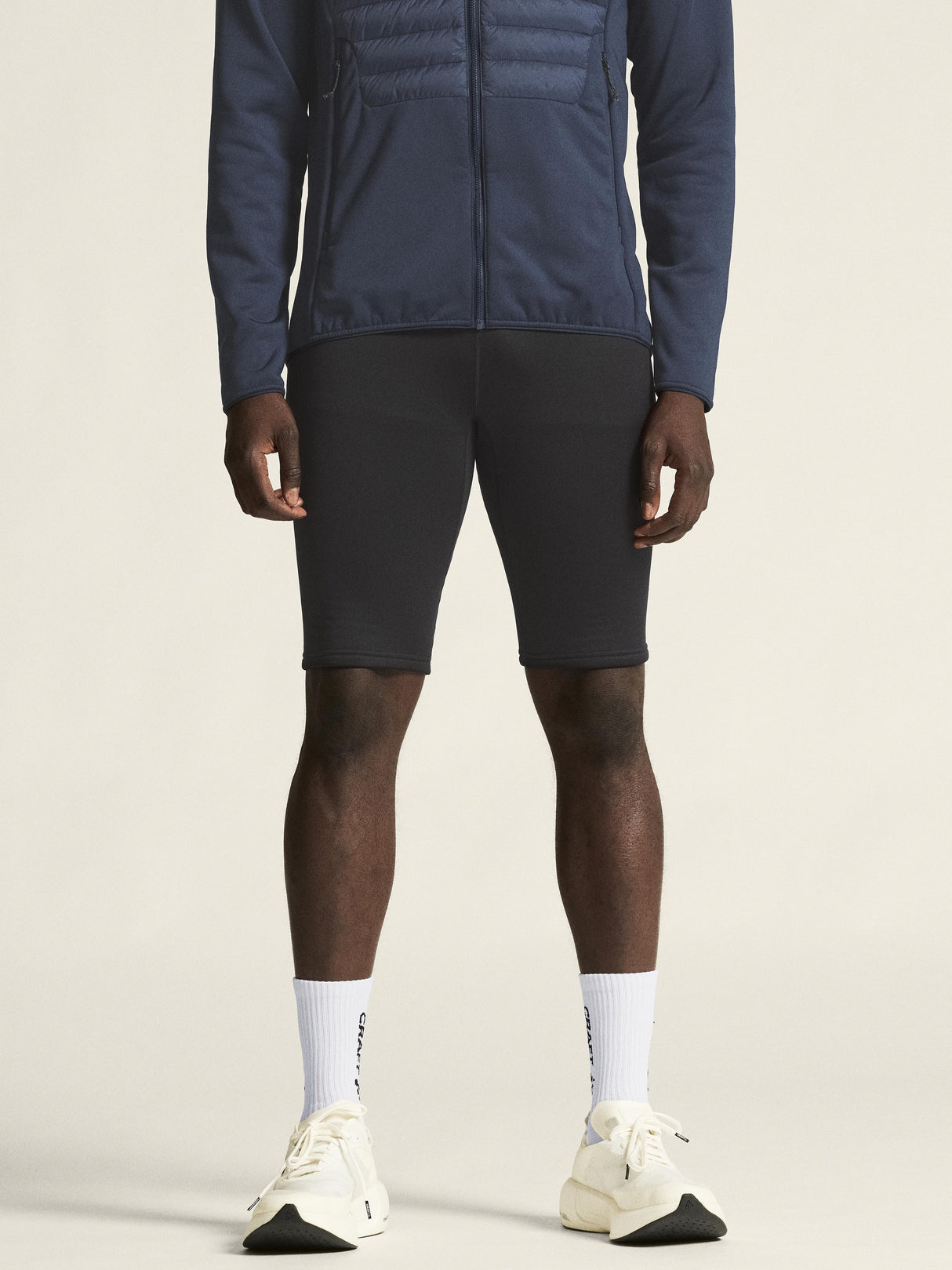 Explore Power Fleece Short Tights M - Black - Closeup 4