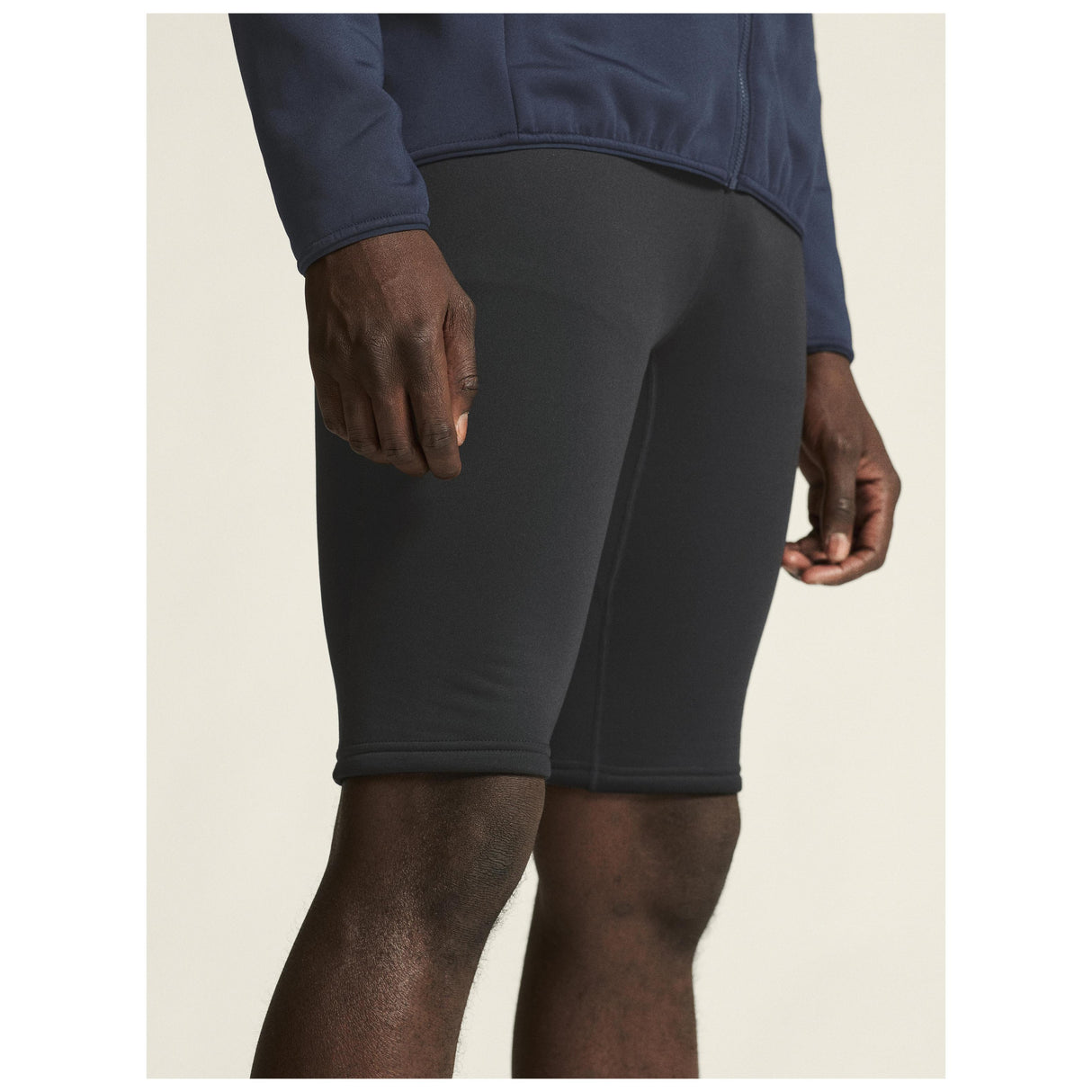 Explore Power Fleece Short Tights M - Black - Closeup 5