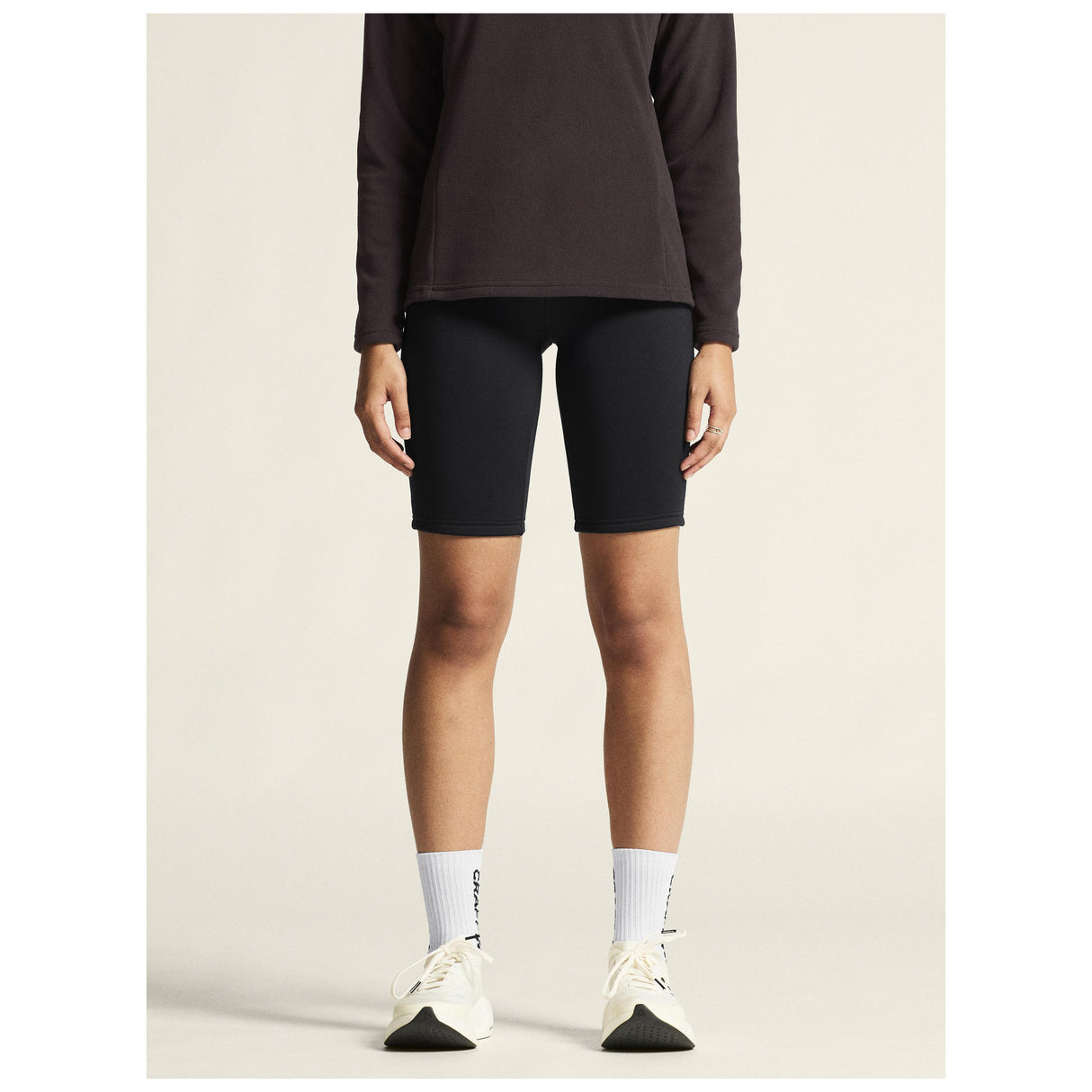 Explore Power Fleece Short Tights W - Black - Closeup 4
