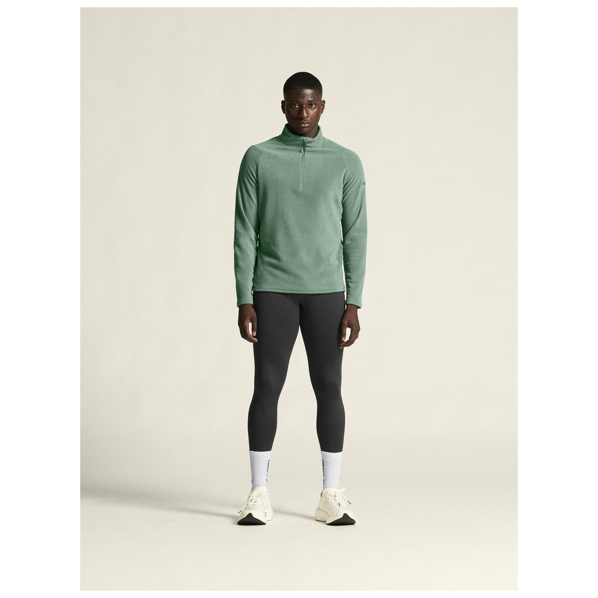 Explore Power Fleece Tights M - Black - Closeup 1