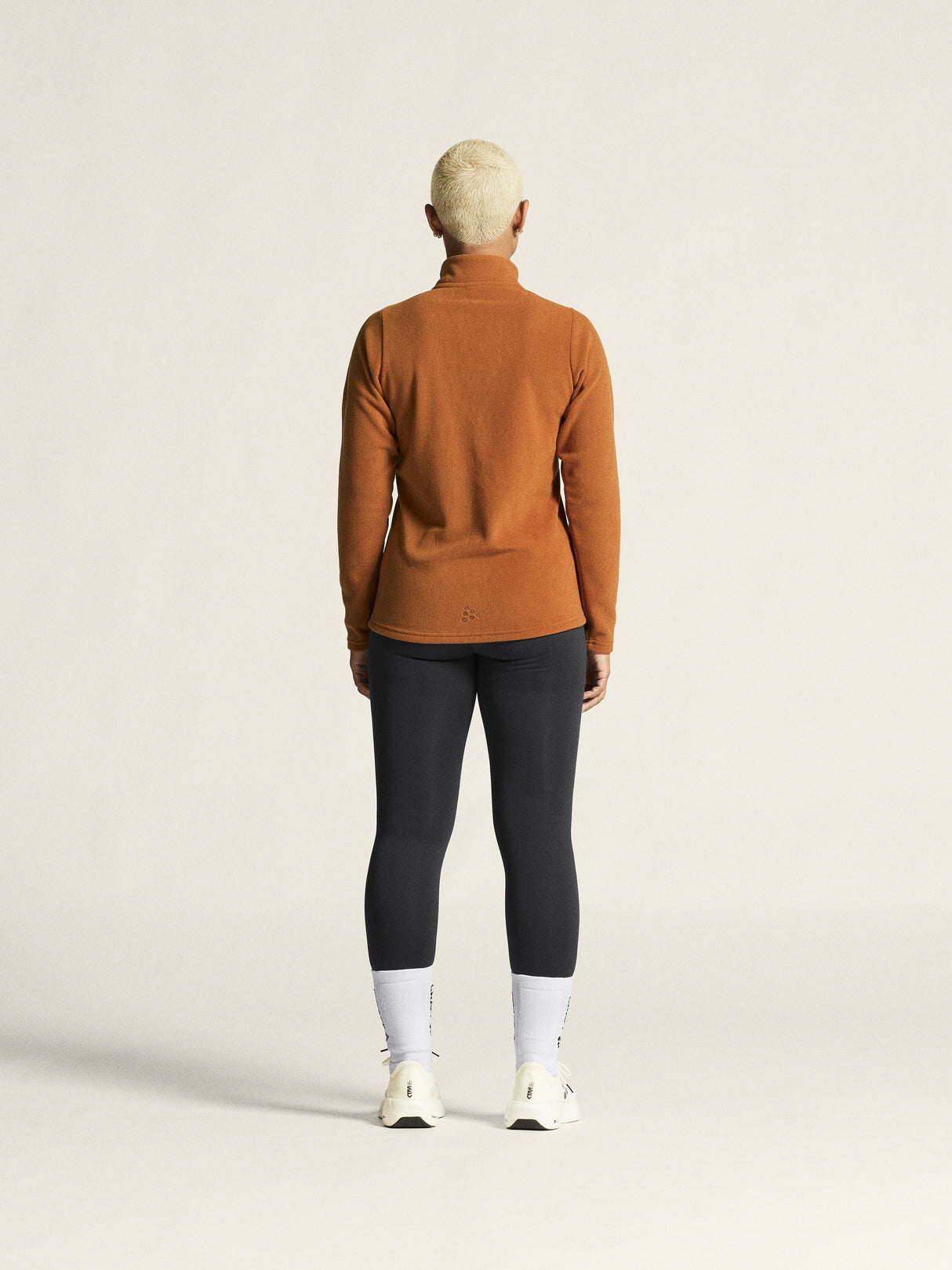 Explore Power Fleece Tights W - Black - Closeup 3