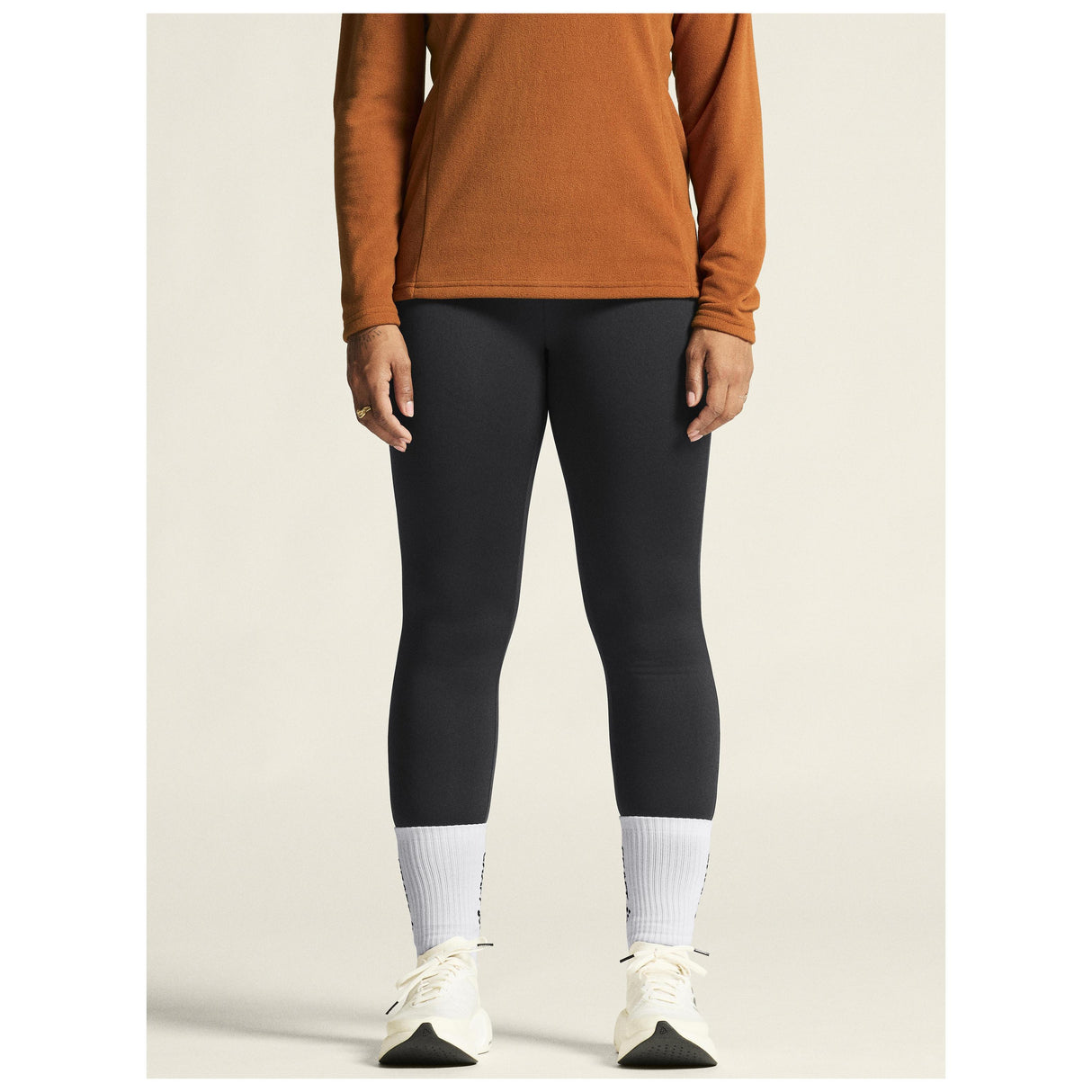 Explore Power Fleece Tights W - Black - Closeup 4