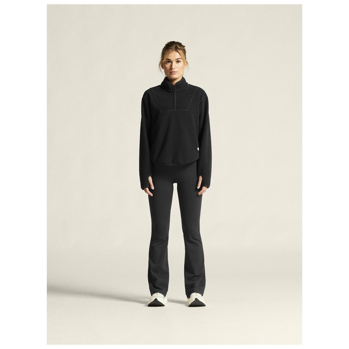 Join Pile Fleece Hz W - Black - Closeup 1