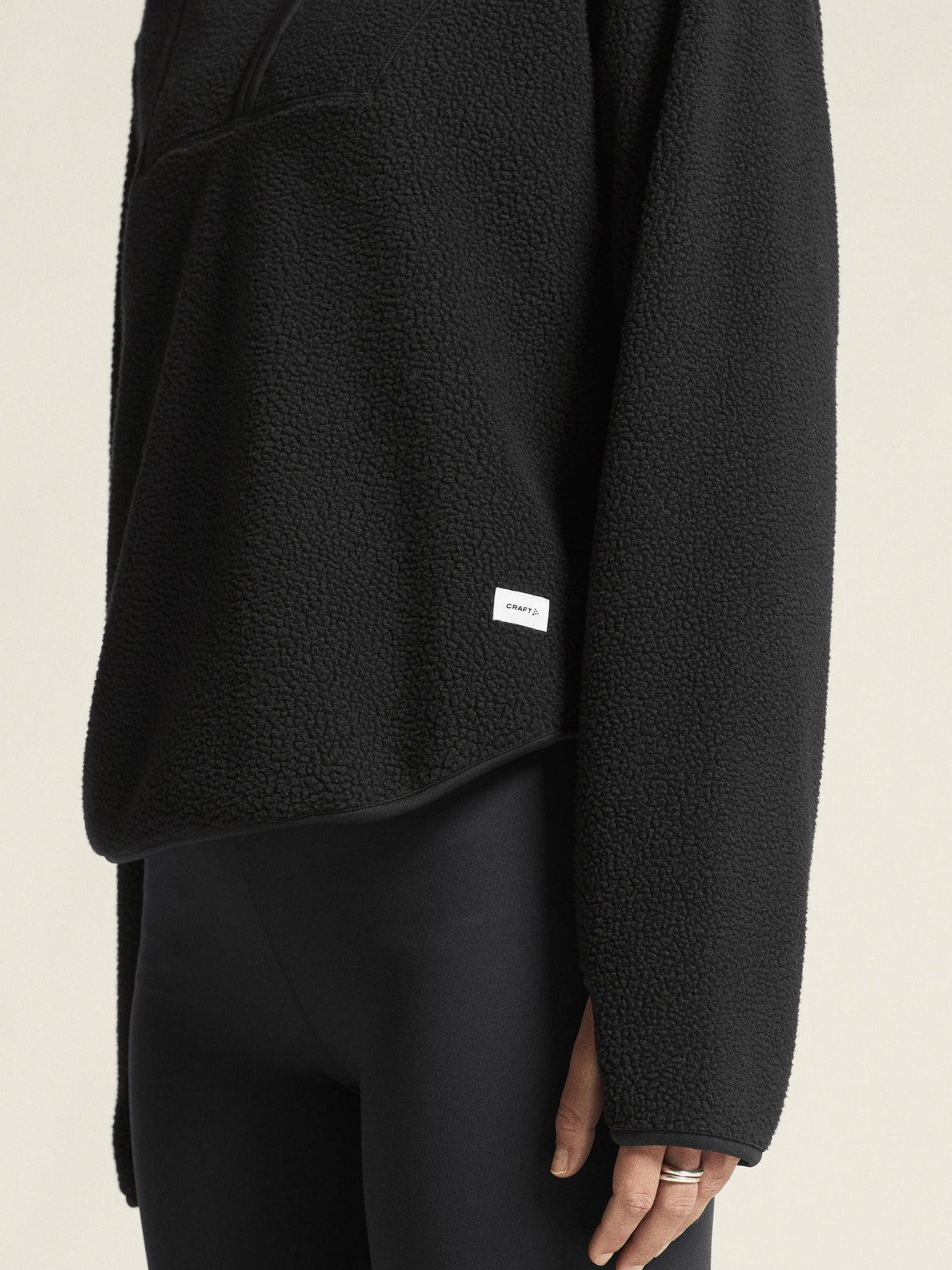 Join Pile Fleece Hz W - Black - Closeup 5