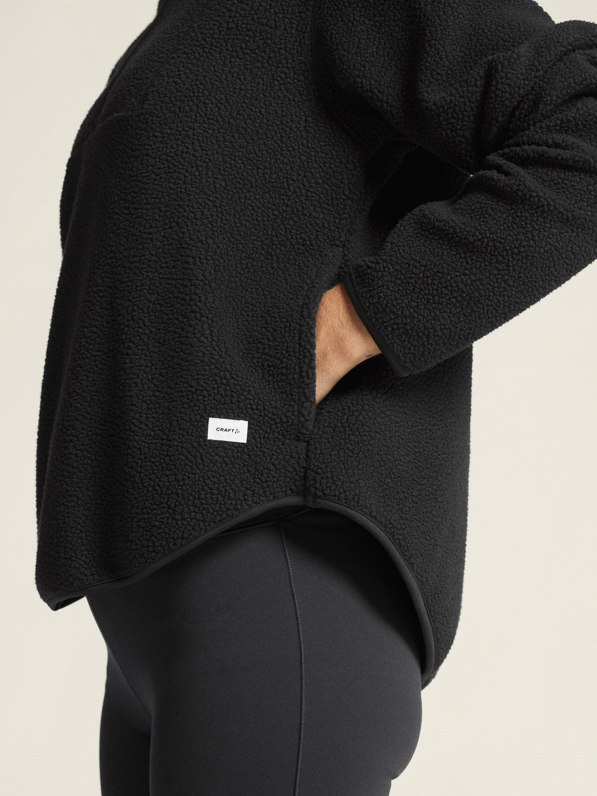 Join Pile Fleece Hz W - Black - Closeup 6