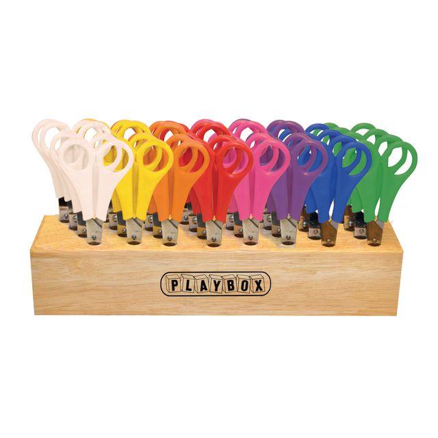 Scissor rack with 32 scissors