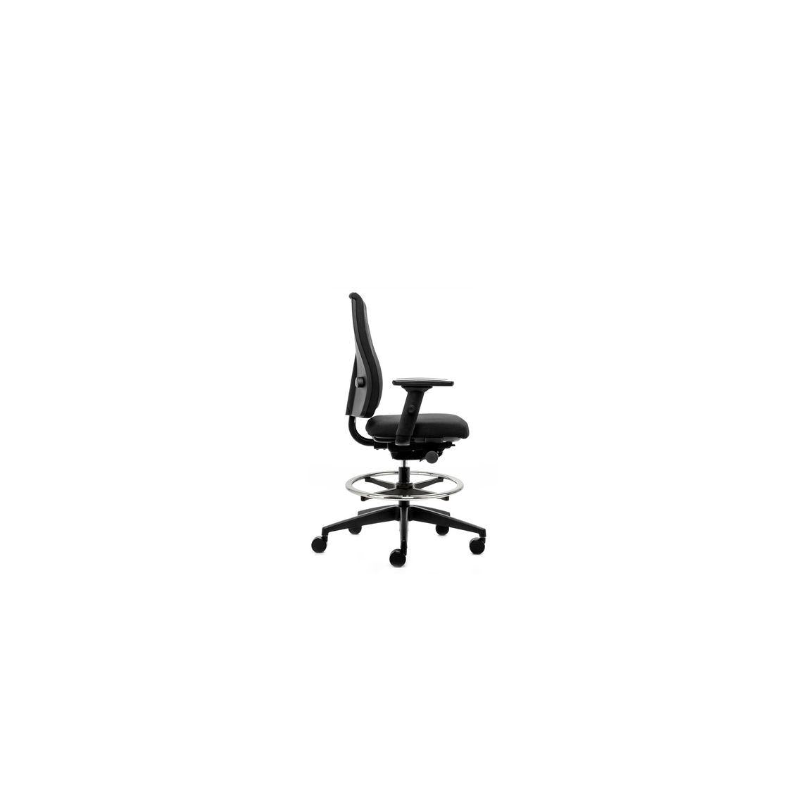 INTERSTUHL LX001 office chair with footrest