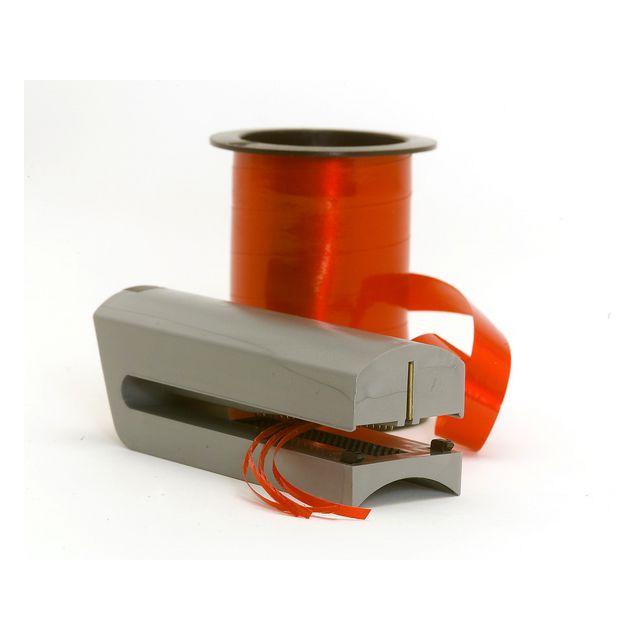Ribbon shredder for gift ribbons