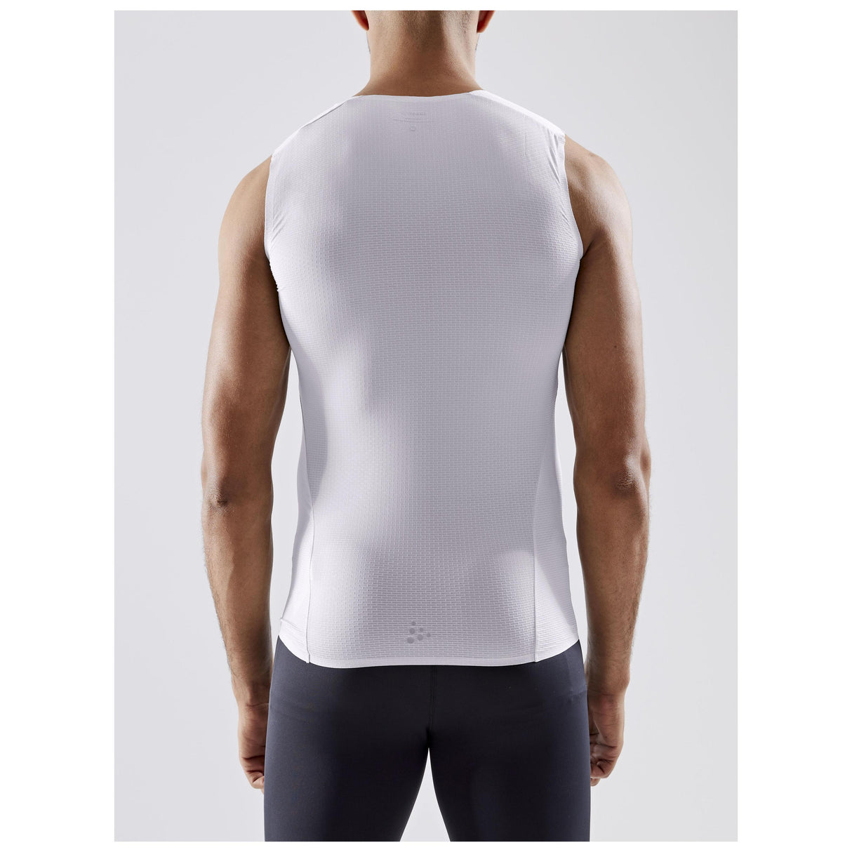 Pro Dry Nanoweight Sl M - White - Closeup 2