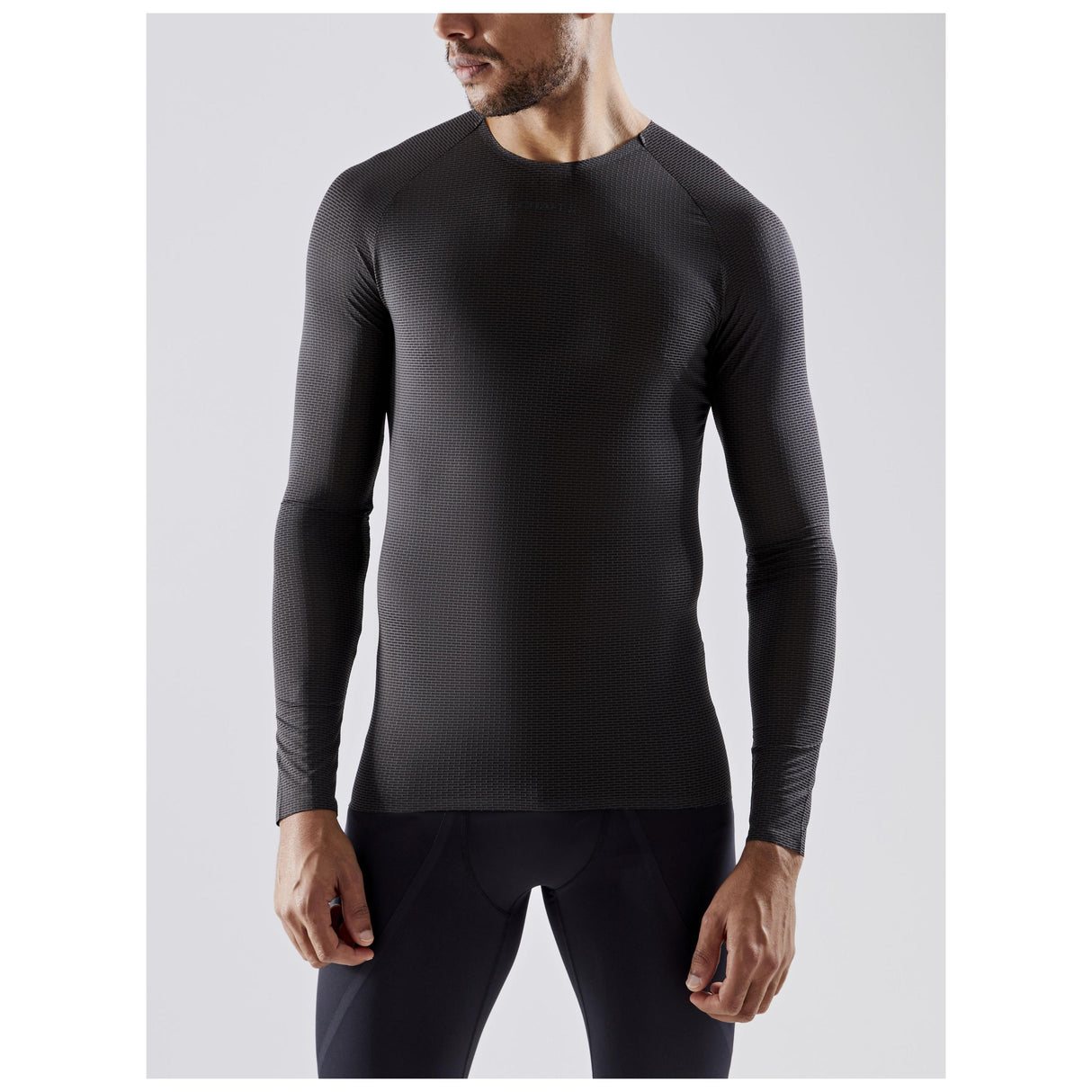 Pro Dry Nanoweight Ls M - Black - Closeup 1
