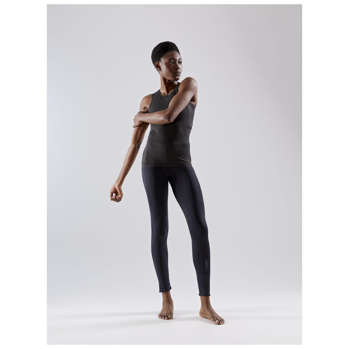 Pro Dry Nanoweight Sl W - Black - Closeup 6