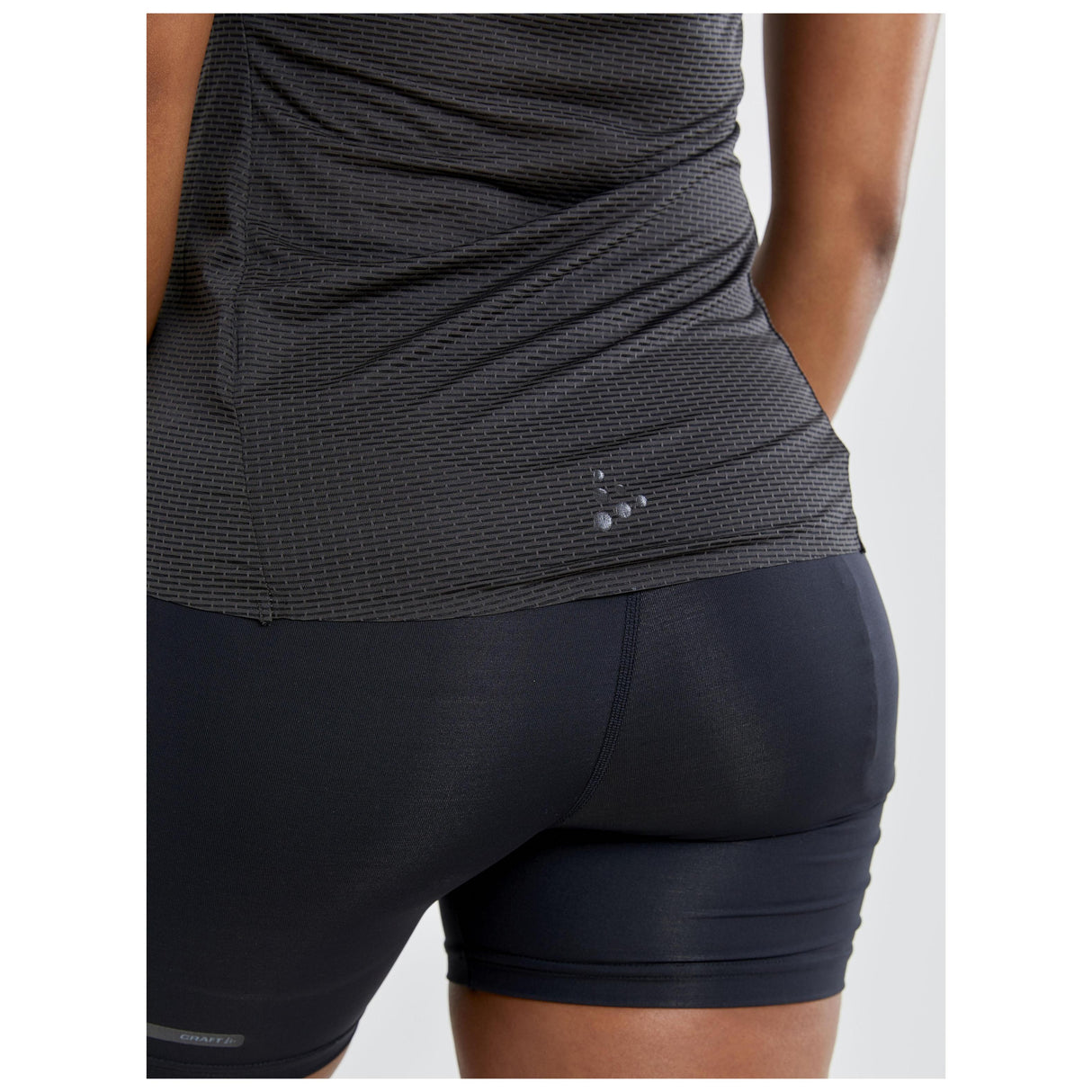 Pro Dry Nanoweight Ss W - Black - Closeup 4