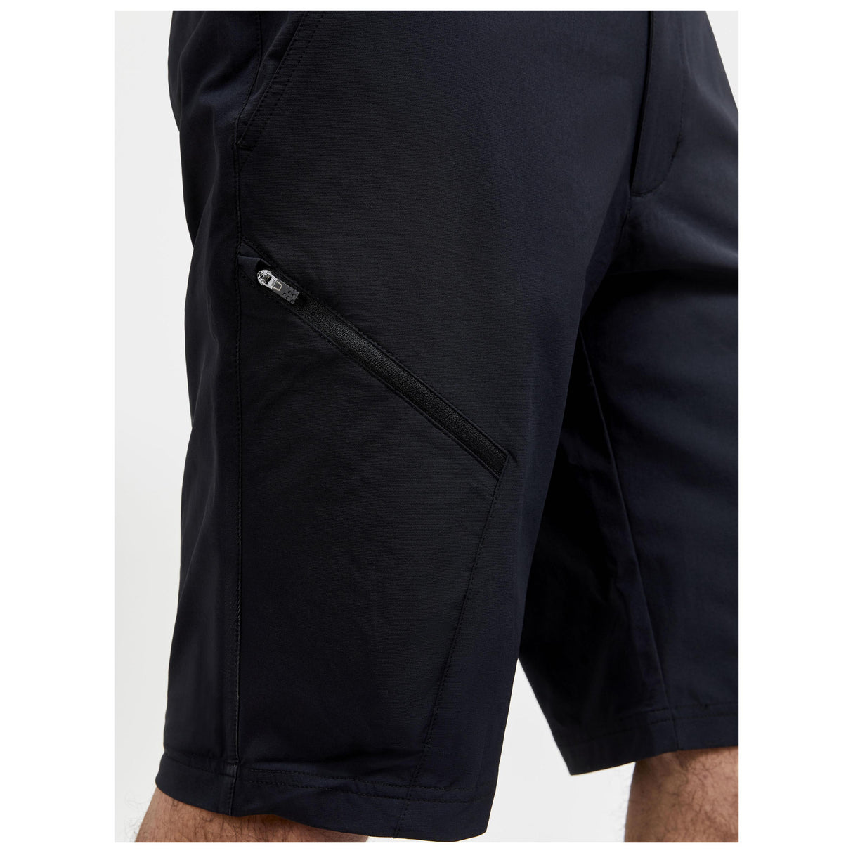 Adv Explore Tech Shorts M - Black - Closeup 5