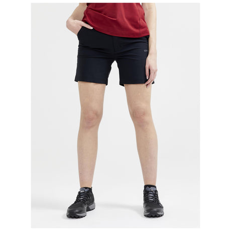Adv Explore Tech Shorts W - Black - Closeup 1