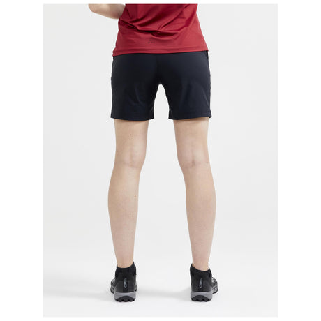 Adv Explore Tech Shorts W - Black - Closeup 2