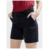 Adv Explore Tech Shorts W - Black - Closeup 3