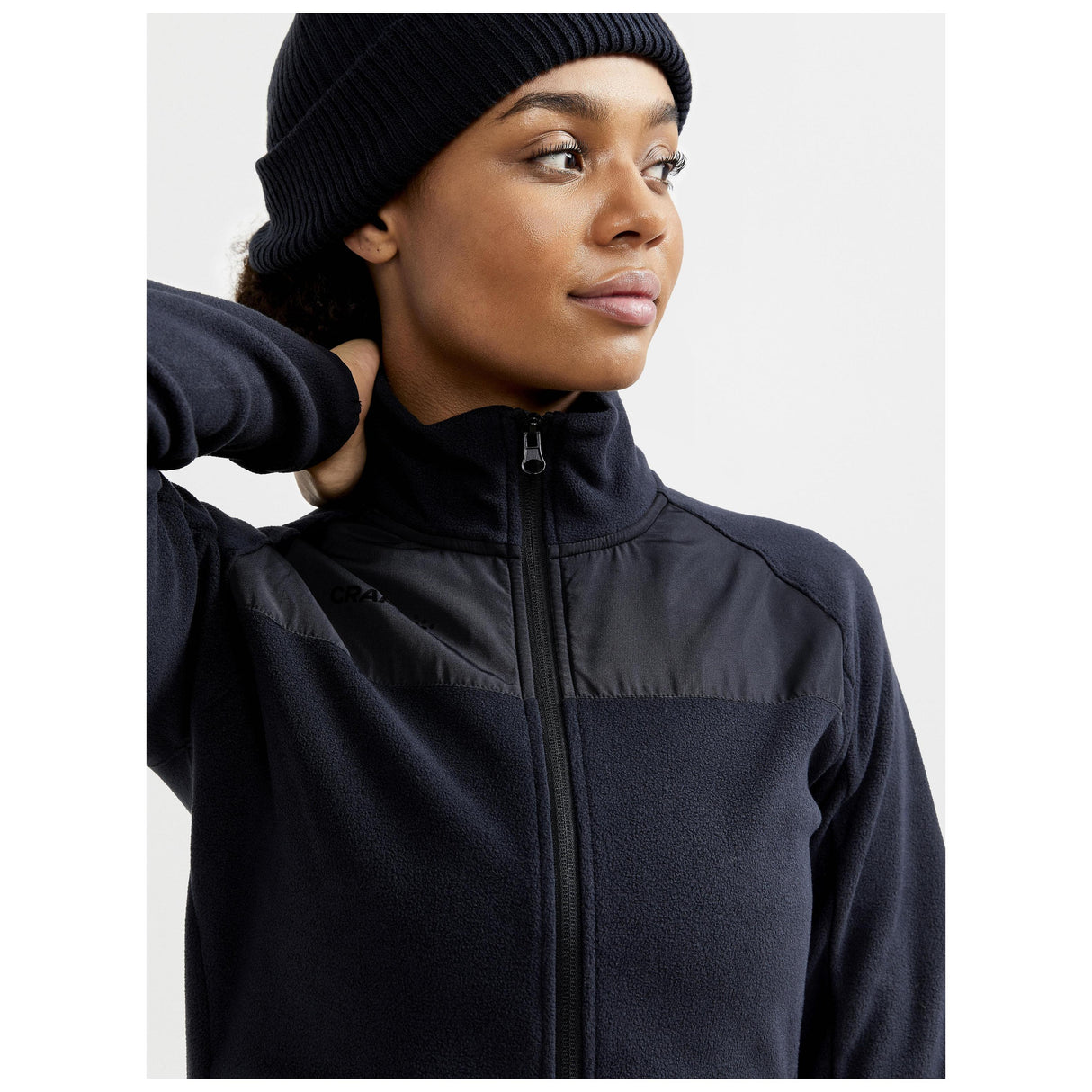 Adv Explore Fleece Midlayer W - Black - Closeup 3
