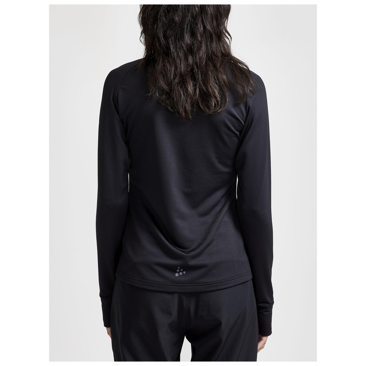 Adv Explore Light Midlayer W - Black - Closeup 3